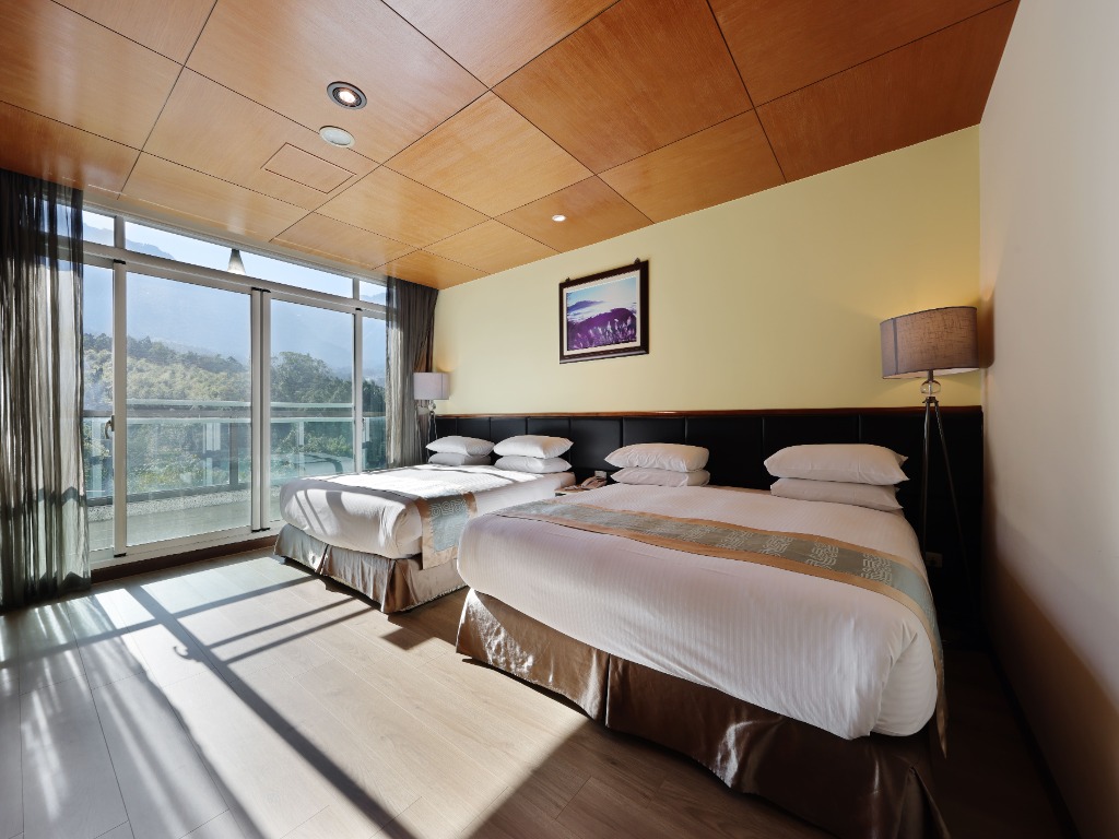 2026豪華四人1024x768-7